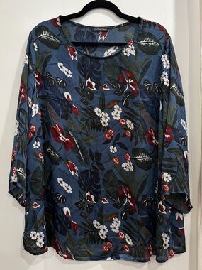 Gordon Smith Women's Blue Floral Blouse (Size L)